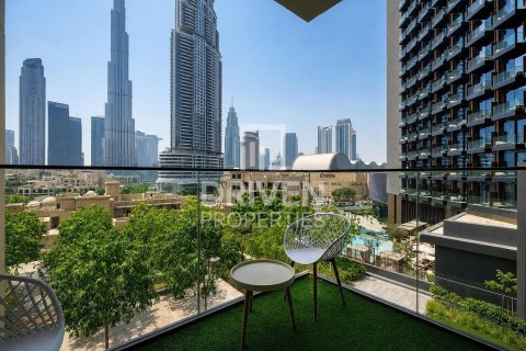 Apartment in Burj Royale, Downtown Dubai (Downtown Burj Dubai), Dubai 2 bedrooms, 97.08 sq.m. № 127927 - photo 16