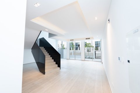 Adosado en Wadi Al Safa 3, Dubai, 4 dormitorios, 460 m², № 123834