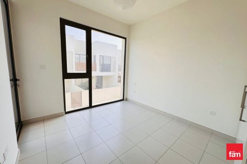 Villa in Dubai 3 bedrooms, 137.8 sq.m. № 112027 - photo 12