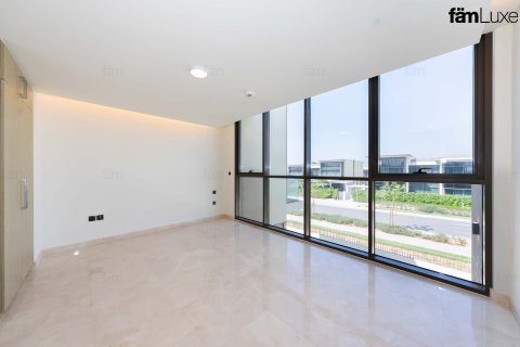 Villa in Dubai Hills Estate, Dubai 5 bedrooms, 707.5 sq.m. № 112022 - photo 15