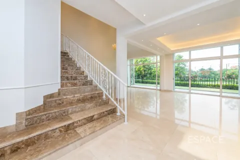 Villa à Jumeirah Islands, Dubai, 4 chambres, 491 m², № 122632 - photo 3