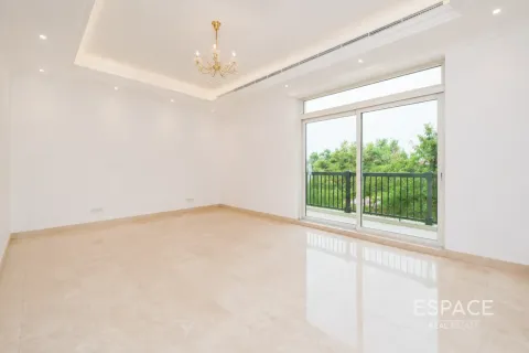 Villa à Jumeirah Islands, Dubai, 4 chambres, 491 m², № 122632 - photo 12