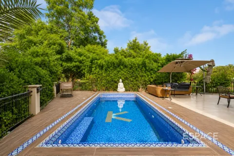 Villa à Jumeirah Islands, Dubai, 4 chambres, 491 m², № 122632 - photo 17