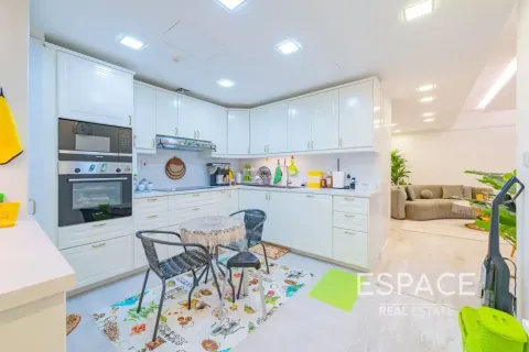 Appartement à Jumeirah Beach Residence, Dubai, 3 chambres, 175 m², № 122630 - photo 7
