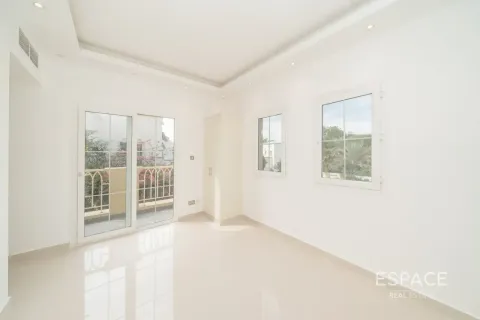 Villa in Springs 15, The Springs, Dubai 2 bedrooms, 167 sq.m. № 122633 - photo 9
