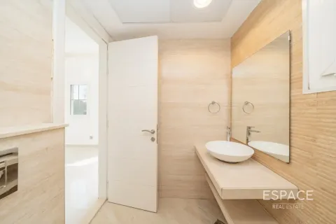 Villa in Springs 15, The Springs, Dubai 2 bedrooms, 167 sq.m. № 122633 - photo 5