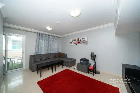 Villa en Jumeirah Village Circle, Dubai, 3 dormitorios, 307 m², № 122635 - foto 20