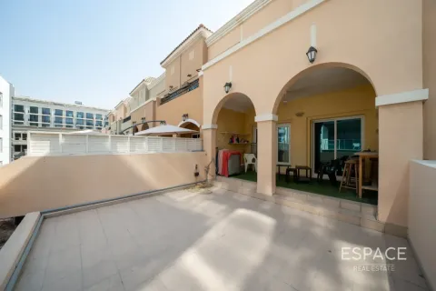 Villa en Jumeirah Village Circle, Dubai, 3 dormitorios, 307 m², № 122635 - foto 17