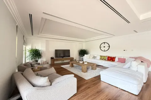 Villa à Meadows, Dubai, 5 chambres, 655 m², № 122629 - photo 6