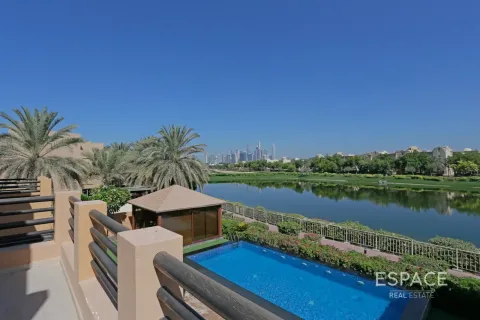 Villa à Meadows, Dubai, 5 chambres, 655 m², № 122629 - photo 14