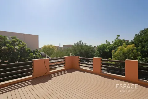 Villa à Meadows, Dubai, 5 chambres, 655 m², № 122629 - photo 17
