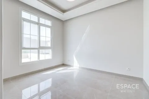 Villa in Springs 2, The Springs, Dubai 3 bedrooms, 209 sq.m. № 122634 - photo 8