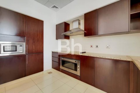 Снять в аренду квартиру в Пальме Джумейре, Дубай: 2 спальни, 159м², № 56876 - фото 14