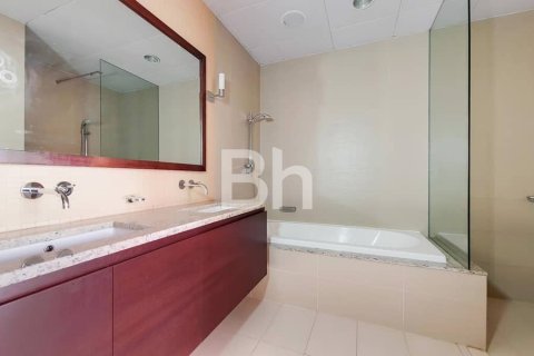 Снять в аренду квартиру в Пальме Джумейре, Дубай: 2 спальни, 159м², № 56876 - фото 7