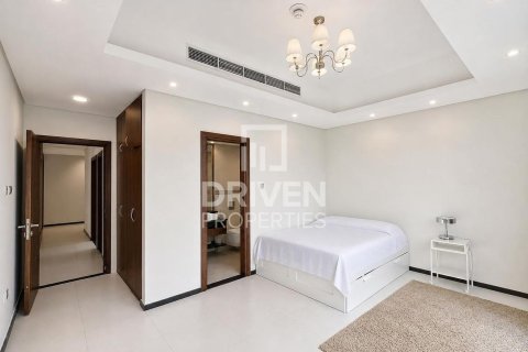Villa en Al Barsha South, Al Barsha, Dubai, 3 dormitorios, 239.97 m², № 140722 - foto 6
