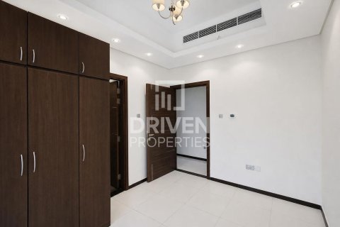 Villa en Al Barsha South, Al Barsha, Dubai, 3 dormitorios, 239.97 m², № 140722 - foto 9