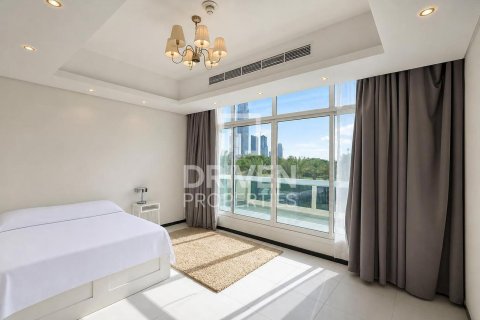 Villa en Al Barsha South, Al Barsha, Dubai, 3 dormitorios, 239.97 m², № 140722 - foto 4