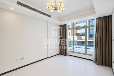 Villa en Al Barsha South, Al Barsha, Dubai, 3 dormitorios, 239.97 m², № 140722 - foto 8