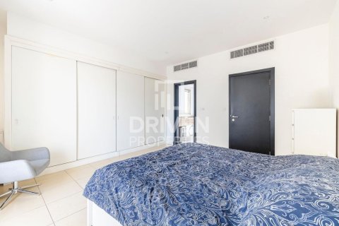 Villa in Arabian Ranches, Dubai 3 bedrooms, 309 sq.m. № 18996 - photo 20
