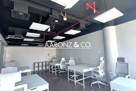 Office in Business Bay, Dubai 121 sq.m. № 105639 - photo 11