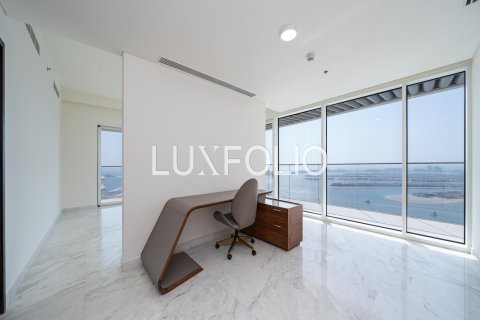Apartamento en EMAAR Beachfront, Dubai Harbour, Dubai, 3 dormitorios, 567 m², № 45774 - foto 4