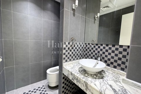 Снять в аренду виллу в Jumeirah Park Homes, Jumeirah Park, Дубай: 4 спальни, 538.85969672м², № 12541 - фото 7