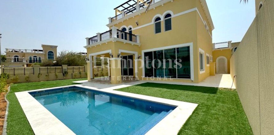 Вилла в Jumeirah Park Homes, Jumeirah Park, Дубай, 4 спальни, 538.86м², № 12541