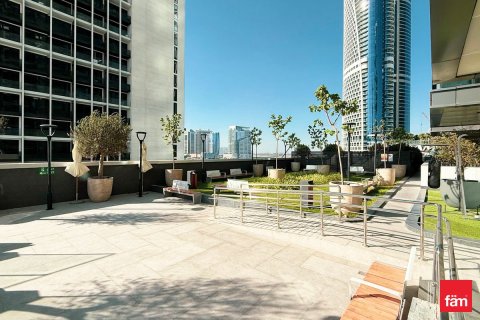 Apartment in Business Bay, Dubai 2 bedrooms, 137 sq.m. № 114781 - photo 17