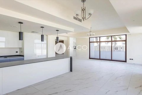 Villa à District 11, Mohammed Bin Rashid City, Dubai, 4 chambres, 288.4 m², № 37999 - photo 1