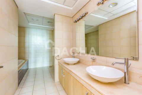 Apartamento en Palm Jumeirah, Dubai, 2 dormitorios, 186.9 m², № 6928 - foto 8