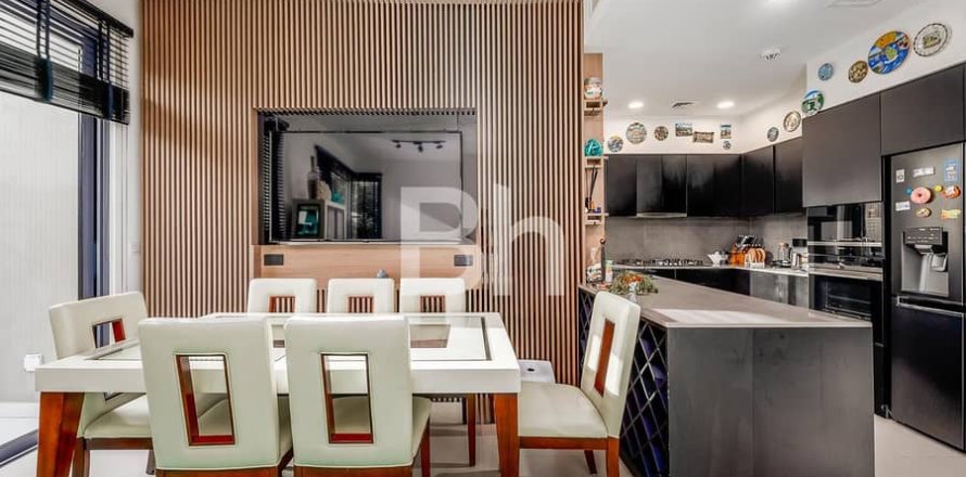 Villa in Dubai Hills Estate, Dubai 4 bedrooms, 271 sq.m. № 57877