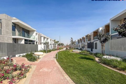 Townhouse in Arabian Ranches 3, Dubai 3 bedrooms, 188 sq.m. № 57878 - photo 4