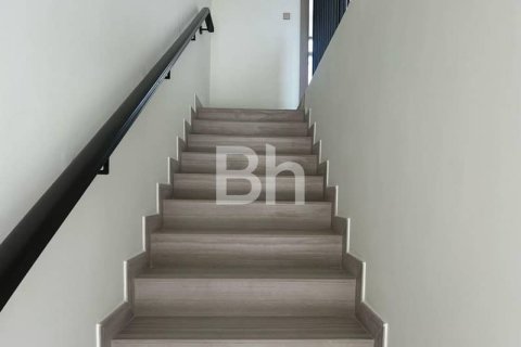 Townhouse in DAMAC Hills (Akoya by DAMAC), Dubai 3 bedrooms, 150 sq.m. № 57876 - photo 2