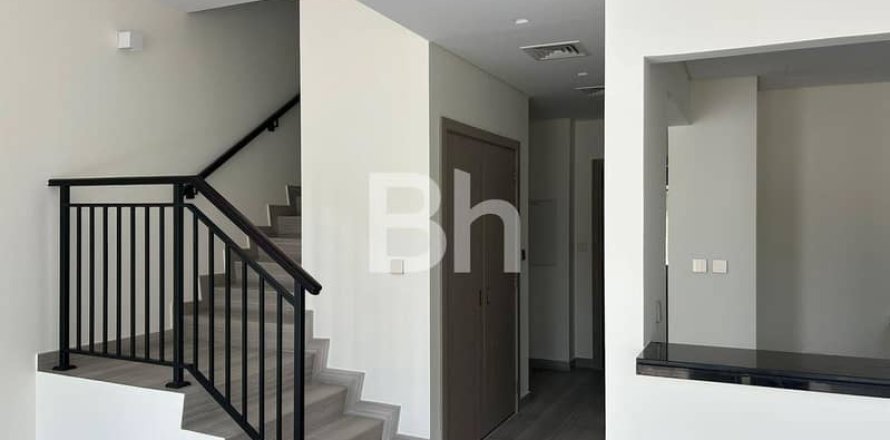 Townhouse in DAMAC Hills (Akoya by DAMAC), Dubai 3 bedrooms, 150 sq.m. № 57876