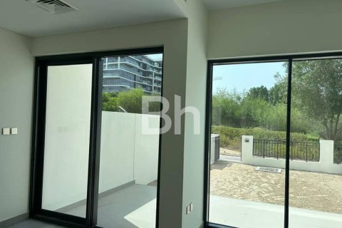Townhouse in DAMAC Hills (Akoya by DAMAC), Dubai 3 bedrooms, 150 sq.m. № 57876 - photo 15