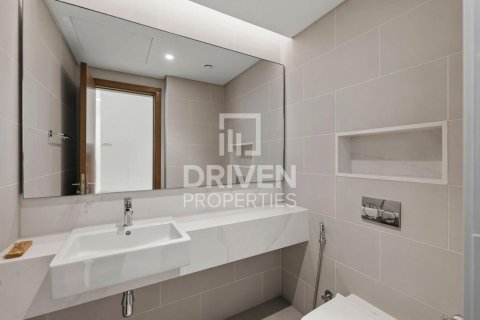 Apartment in Al Wasl, Dubai 2 bedrooms, 147.34 sq.m. № 136783 - photo 18