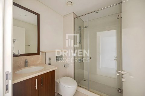 Apartment in BLVD Crescent, Downtown Dubai (Downtown Burj Dubai), Dubai 2 bedrooms, 131.09 sq.m. № 136785 - photo 15