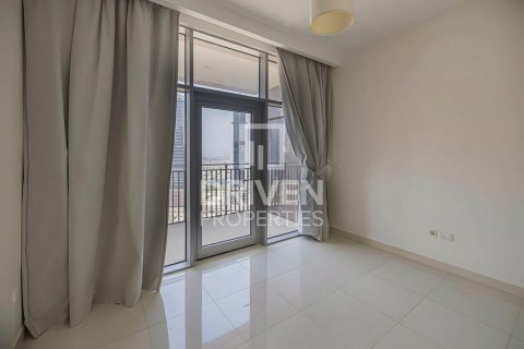 Apartment in BLVD Crescent, Downtown Dubai (Downtown Burj Dubai), Dubai 2 bedrooms, 131.09 sq.m. № 136785 - photo 4