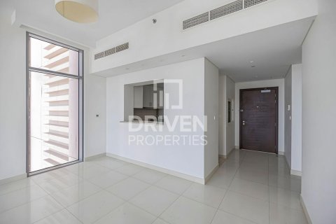 Apartment in BLVD Crescent, Downtown Dubai (Downtown Burj Dubai), Dubai 2 bedrooms, 131.09 sq.m. № 136785 - photo 6