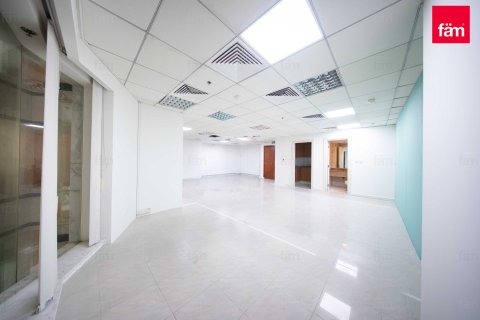 Снять в аренду офис в Sheikh Zayed Road, Дубай: 71.4м², № 58227 - фото 9