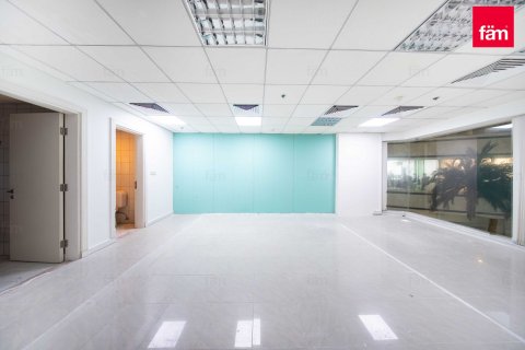 Снять в аренду офис в Sheikh Zayed Road, Дубай: 71.4м², № 58227 - фото 6