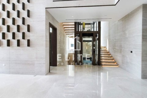 Villa in Dubai Hills Estate, Dubai 7 bedrooms, 1301 sq.m. № 121487 - photo 6