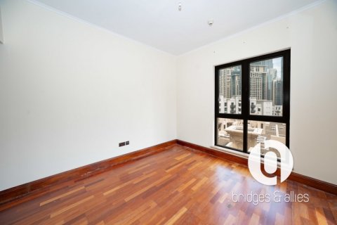Apartment in Old Town, Dubai 2 bedrooms, 130 sq.m. № 105855 - photo 15