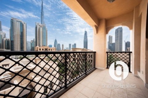 Apartment in Old Town, Dubai 2 bedrooms, 130 sq.m. № 105855 - photo 6