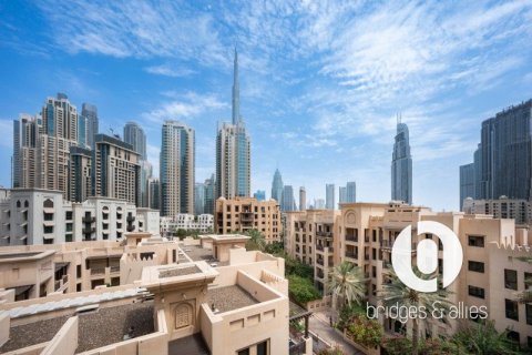 Apartment in Old Town, Dubai 2 bedrooms, 130 sq.m. № 105855