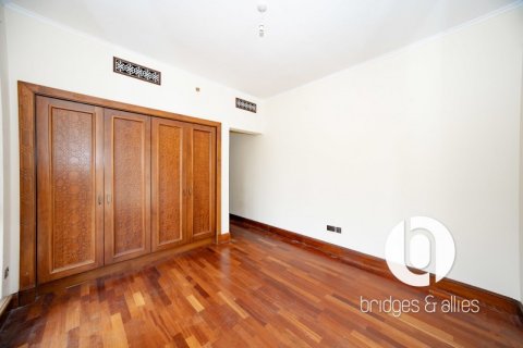 Apartment in Old Town, Dubai 2 bedrooms, 130 sq.m. № 105855 - photo 18