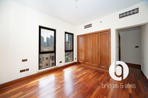 Apartment in Old Town, Dubai 2 bedrooms, 130 sq.m. № 105855 - photo 16