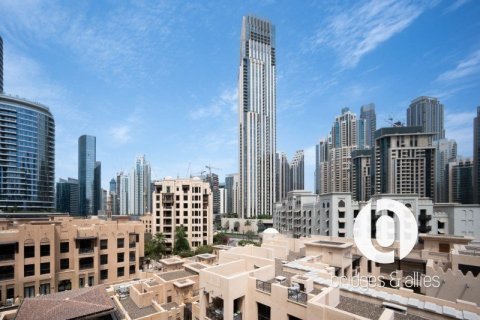 Apartment in Old Town, Dubai 2 bedrooms, 130 sq.m. № 105855 - photo 7