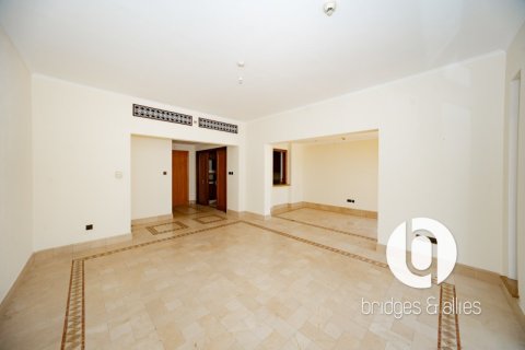 Apartment in Old Town, Dubai 2 bedrooms, 130 sq.m. № 105855 - photo 3