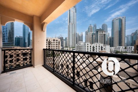 Apartment in Old Town, Dubai 2 bedrooms, 130 sq.m. № 105855 - photo 20
